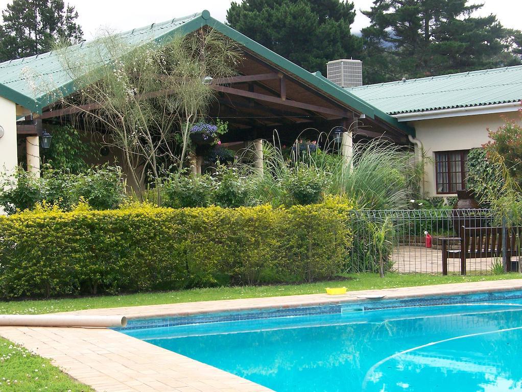 Pine Lodge Resort George Luaran gambar